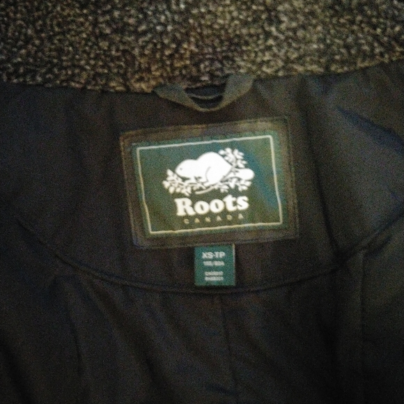 Roots Winter Jacket - Picture 5 of 7